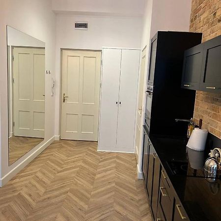 Luxury Apartment In The City Center , Wi-Fi - By Hik Apartments Varsó Kültér fotó