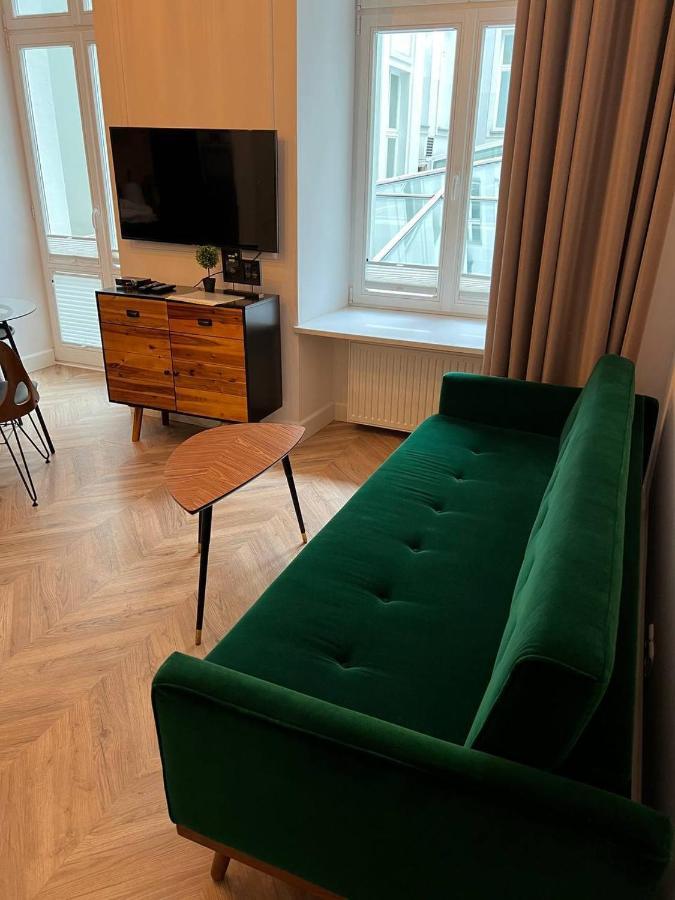 Luxury Apartment In The City Center , Wi-Fi - By Hik Apartments Varsó Kültér fotó