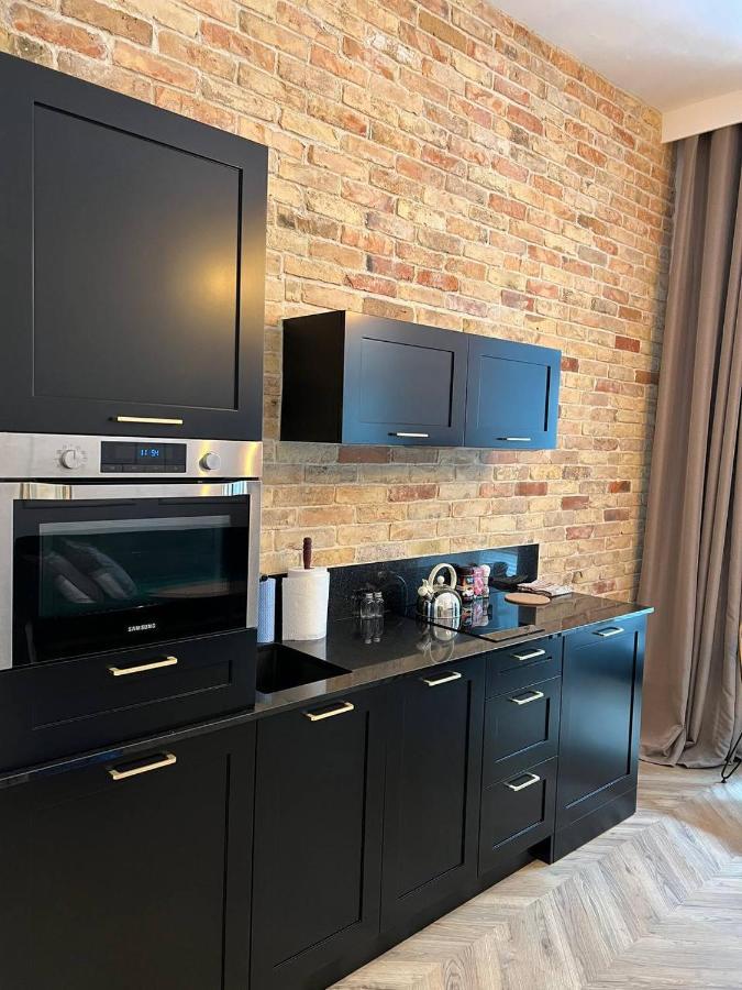 Luxury Apartment In The City Center , Wi-Fi - By Hik Apartments Varsó Kültér fotó