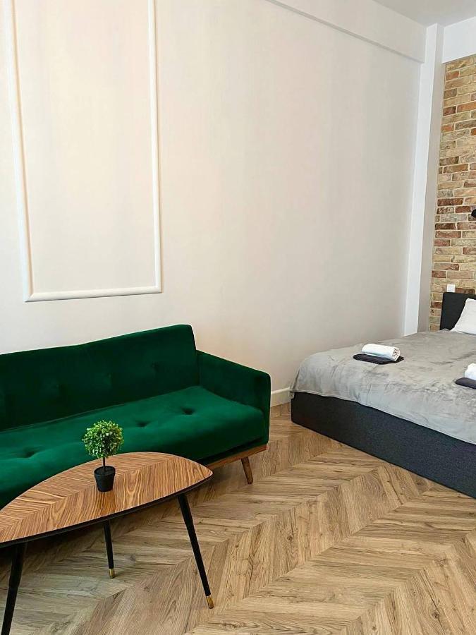 Luxury Apartment In The City Center , Wi-Fi - By Hik Apartments Varsó Kültér fotó